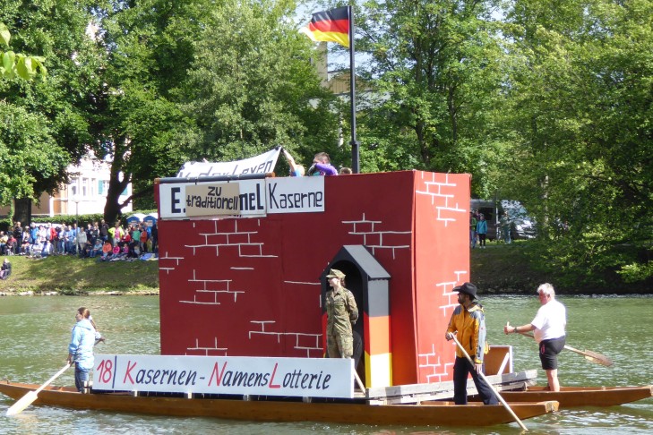 Kasernen Namenslotterie