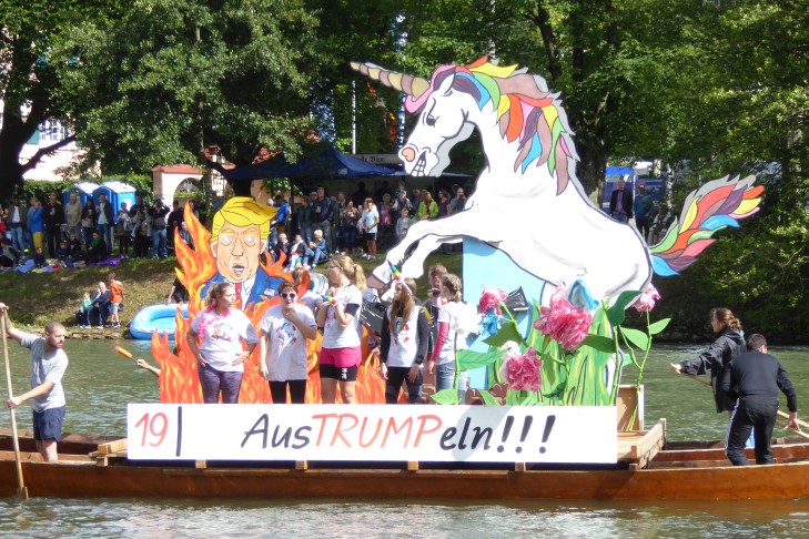AusTRUMPeln